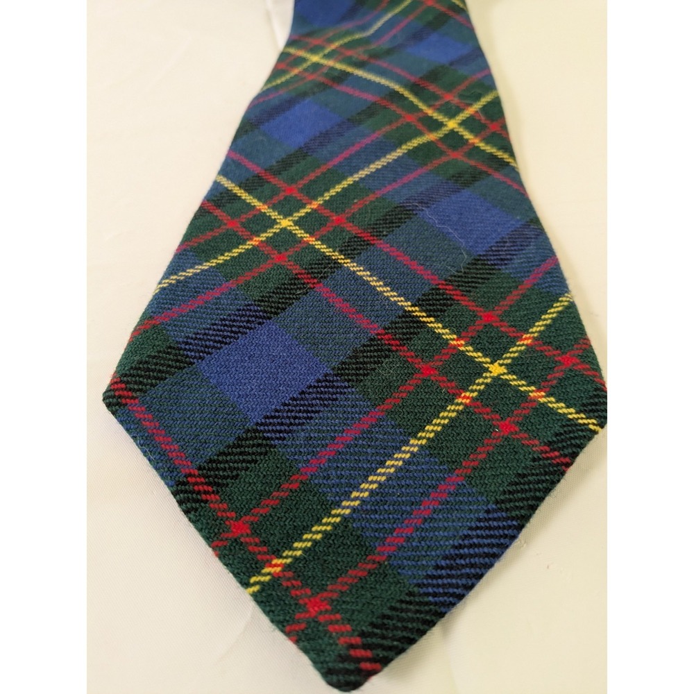 Vintage Carter & Holmes All Wool Wide Blue Plaid Tartan Tie  55.5" x 4.5"